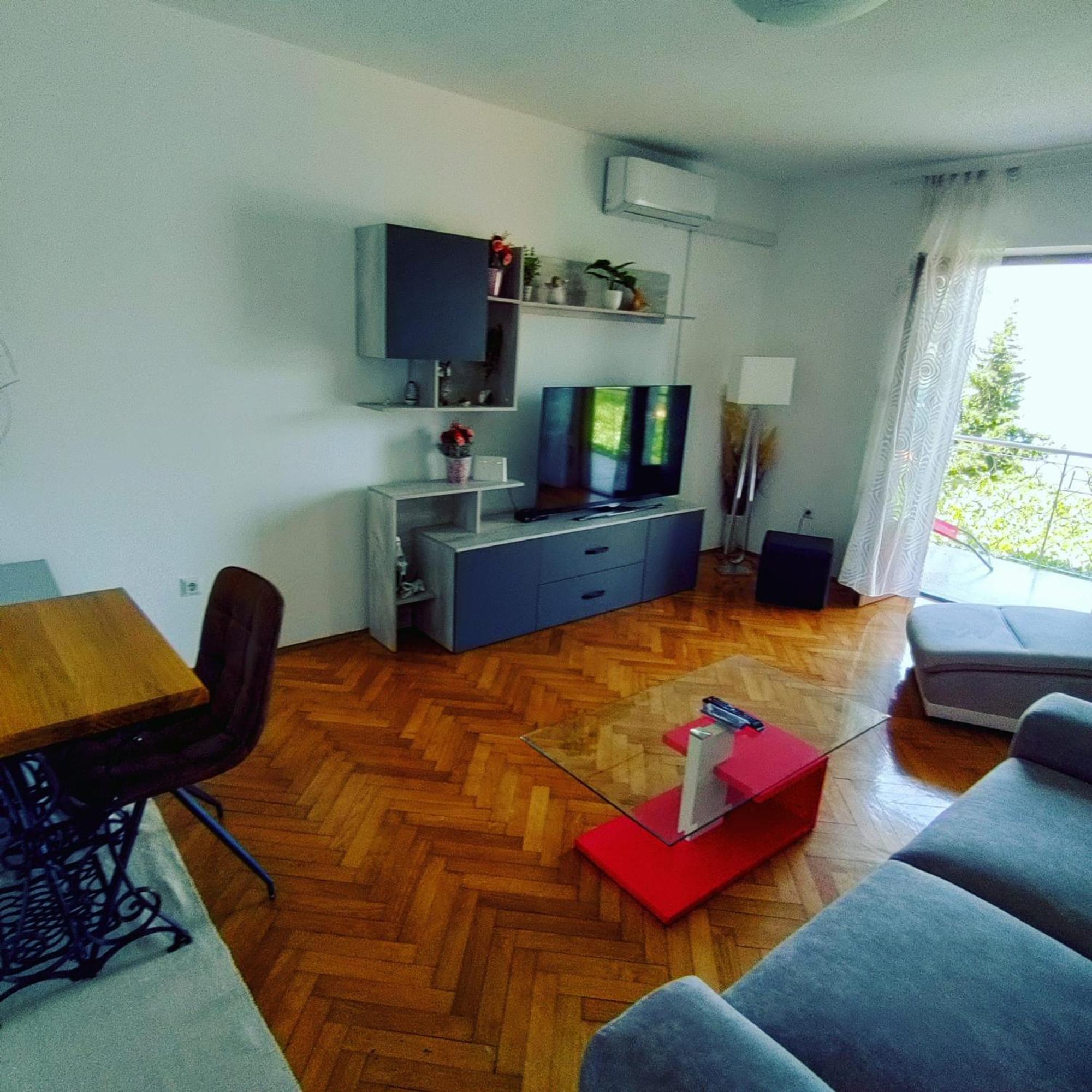 Apartment Mlija Omis Luaran gambar